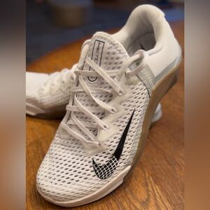 Nike Metcon 6 - W9.5/M8